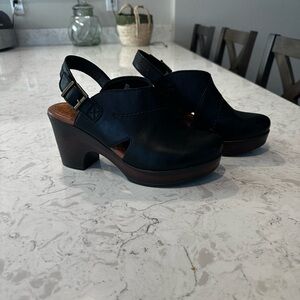 B.O.C Black Leather Slingback Clogs